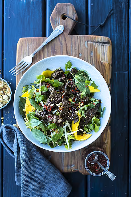 Vietnamese Beef & Mango Salad | DonalSkehan.com, A fresh & vibrant beef salad perfect for summer.